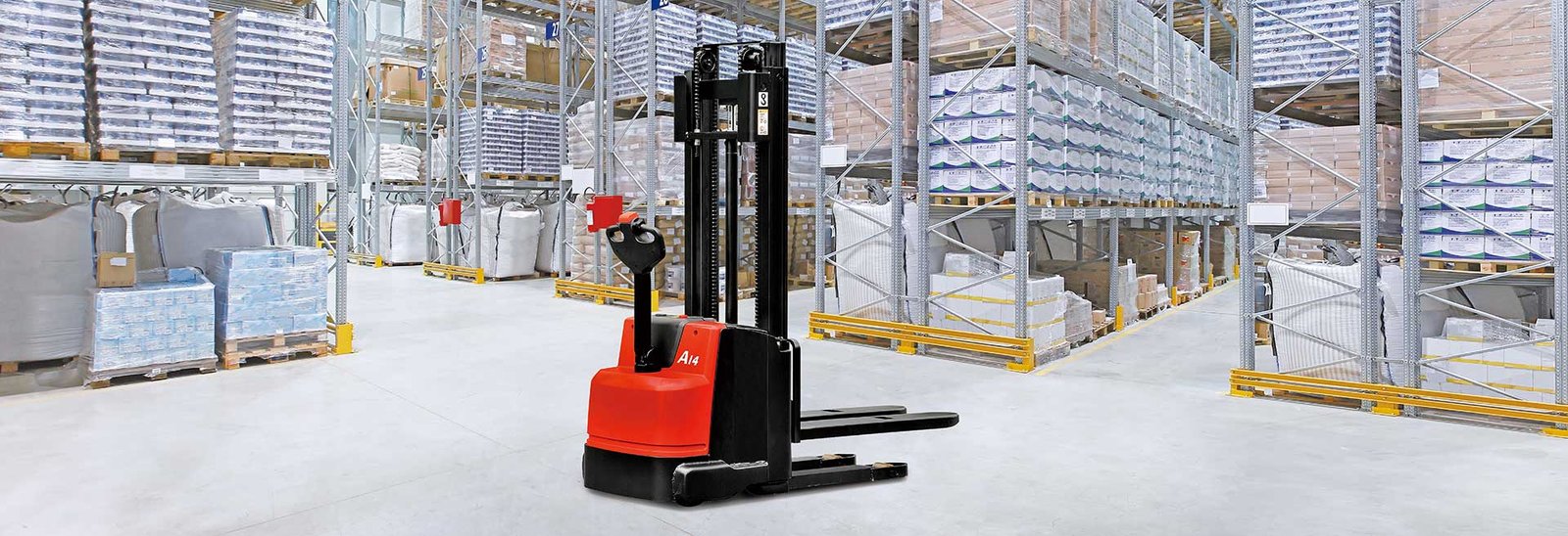 A series Basic range pallet stacker